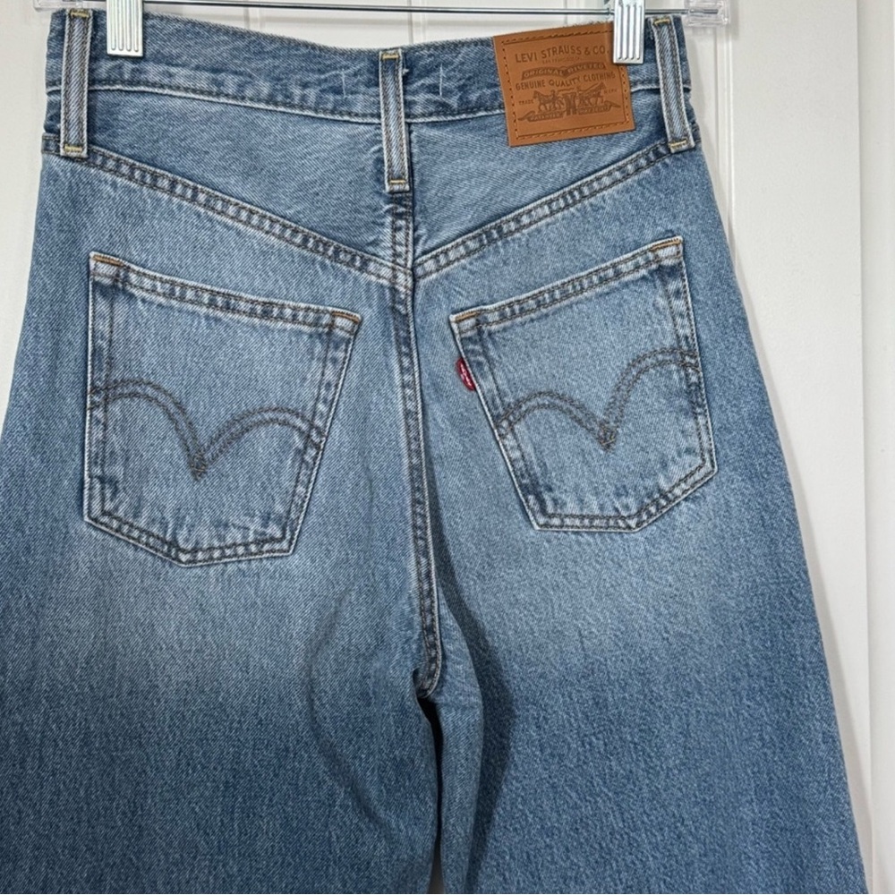 Levi’s Ribcage Wide Leg - Picture 4 of 8